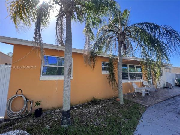 Leisure Heights, 14984 SW 298th Ter, Leisure City, Florida 33033, image 1
