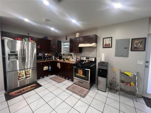 Leisure Heights, 14984 SW 298th Ter, Leisure City, Florida 33033, image 3