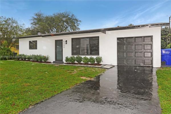 Driftwood Plaza, 6300 Scott St, Hollywood, Florida 33024, image 2