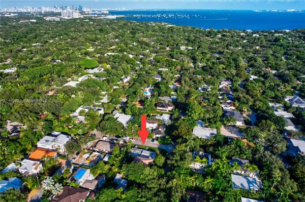 Bonita Park, 4160 Grove St, Miami, Florida 33133, image 2