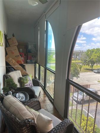 Golden Gate, 460 E 23rd St #207, Hialeah, Florida 33013, image 1