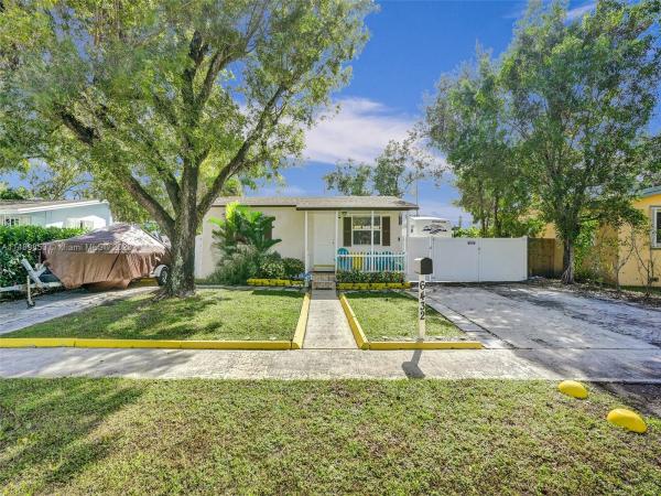 Linwood Gardens, 6432 Franklin St, Hollywood, Florida 33024, image 1