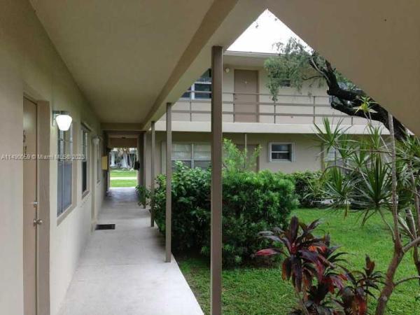 Southwood, 3856 S Cir Dr #10, Hollywood, Florida 33021, image 1
