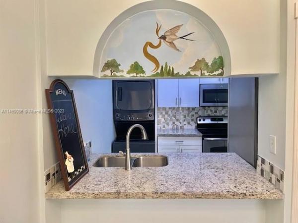 Golden Gate, 440 E 23rd St #1116, Hialeah, Florida 33013, image 2