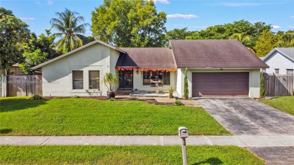 Marcano Estates, 1211 NW 78th Ave, Plantation, Florida 33322, image 1