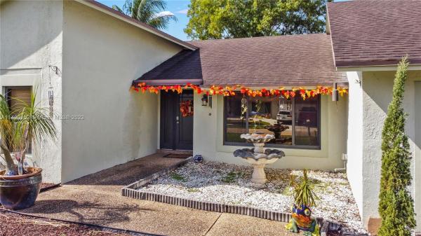 Marcano Estates, 1211 NW 78th Ave, Plantation, Florida 33322, image 2