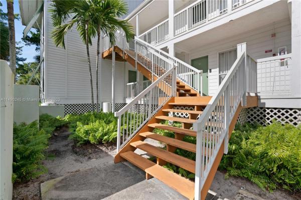 Cypress Point, 162 Cypress Point Dr, Palm Beach Gardens, Florida 33418, image 3