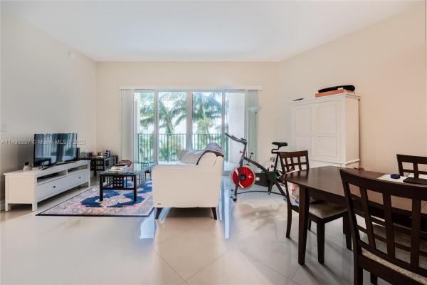 Turnberry Village South Tower, 19900 E Country Club Dr #414, Aventura, Florida 33180, image 3