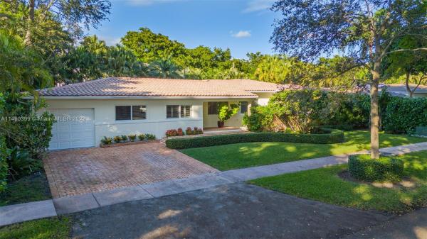 Riviera, 527 Savona Ave, Coral Gables, Florida 33146, image 2