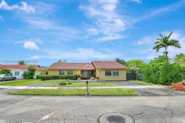 Cantisano, 16514 SW 103 Ct #, Palmetto Estates, Florida 33157, image 1