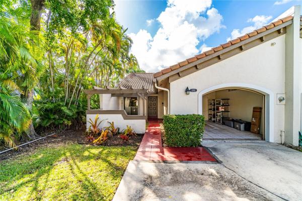 Kings Court West, 11392 SW 87th Ter 0, Kendall, Florida 33173, image 3