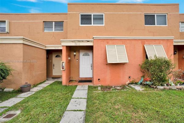 Corners Of Kendall Lakes, 8106 SW 150th Ave #412, Kendall West, Florida 33193, image 1