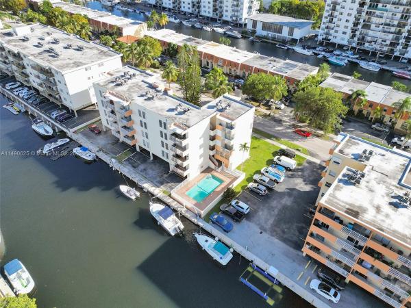 Sunny Shores South, 3615 NE 167 St #301, North Miami Beach, Florida 33160, image 2