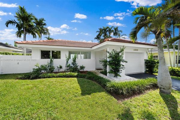 Riviera, 600 Cadagua Ave, Coral Gables, Florida 33146, image 2