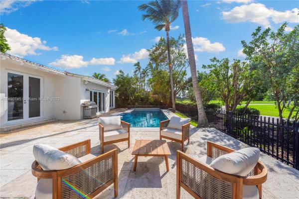 Beach View, 5860 La Gorce Dr, Miami Beach, Florida 33140, image 1