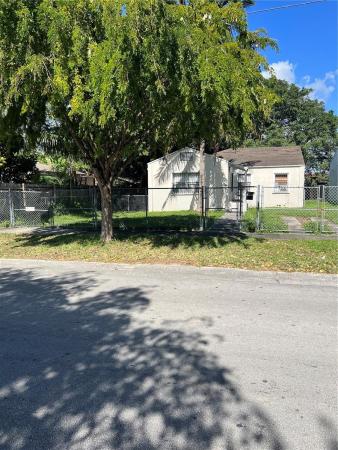 3165 NW 31st St, Unincorporated Dade County, Florida 33142, image 2