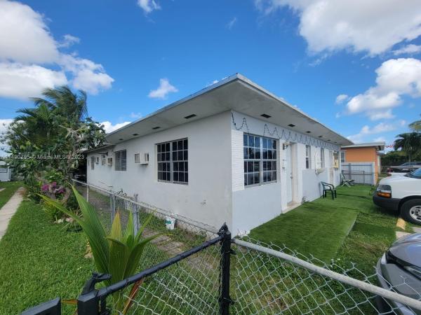 Melrose Heights, 2457 NW 35th St, Miami, Florida 33142, image 1