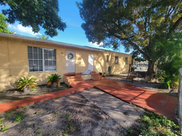 Grosse Pointe Highlands, 2779 NW 4th Ter, Miami, Florida 33125, image 1