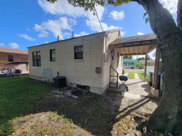 17th Avenue Manor, 1773 NW 45th St, Miami, Florida 33142, image 2