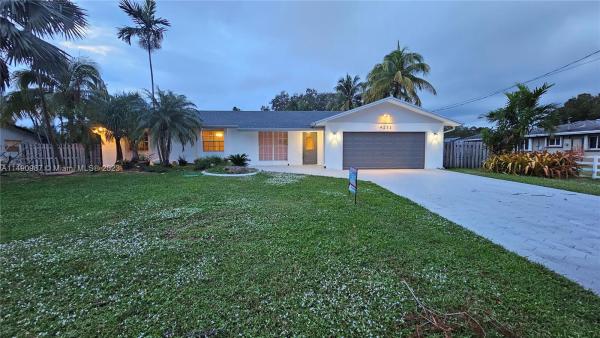 Del Mar, 4271 SW 67th Ter, Davie, Florida 33314, image 1