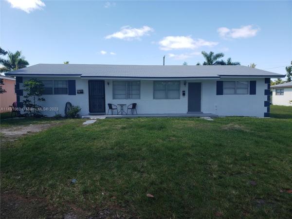 Biscayne Court, 1430 NE 118 Ter #, North Miami, Florida 33161, image 3