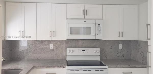 International Park, 11790 SW 18th St #101-3, Tamiami, Florida 33175, image 1