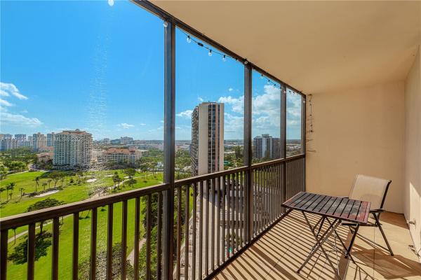Coronado Tower 3, 20379 W Country Club Dr #1835, Aventura, Florida 33180, image 2