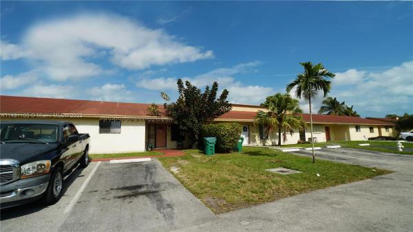 Waterside Townhomes, 14011 SW 281st Ter #14011, Leisure City, Florida 33033, image 3