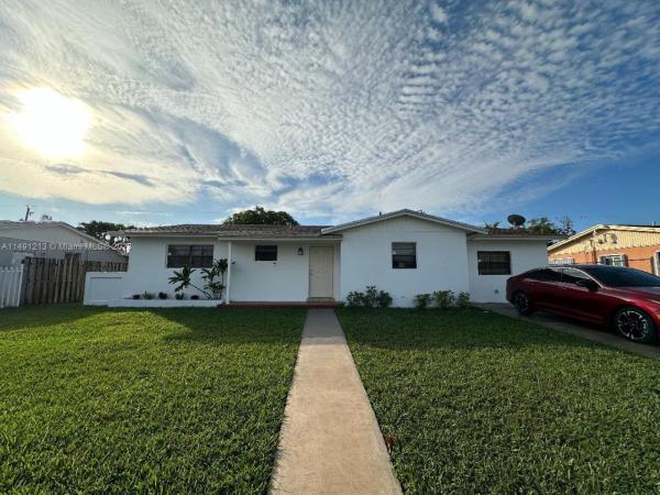 South Miami Heights Manor, 12040 SW 171st Ter, South Miami Heights, Florida 33177, image 2