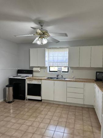 South Miami Heights Manor, 12040 SW 171st Ter, South Miami Heights, Florida 33177, image 3