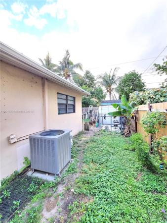 Fleetwood Manor, 1460 N 64th Ave, Hollywood, Florida 33024, image 3
