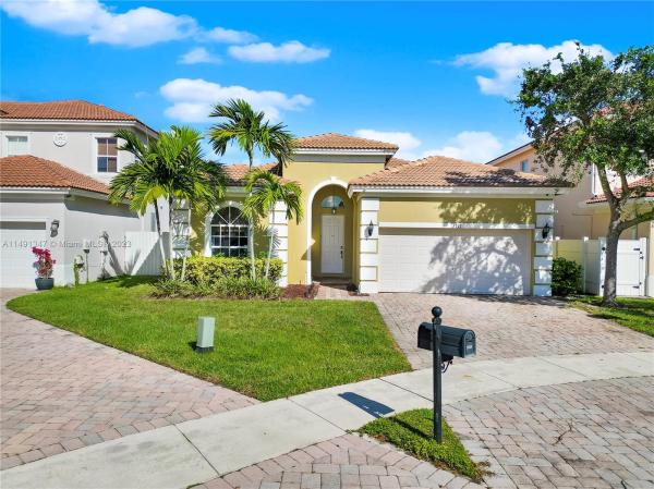 Portofino Oaks, 3717 NE 13th St, Homestead, Florida 33033, image 1