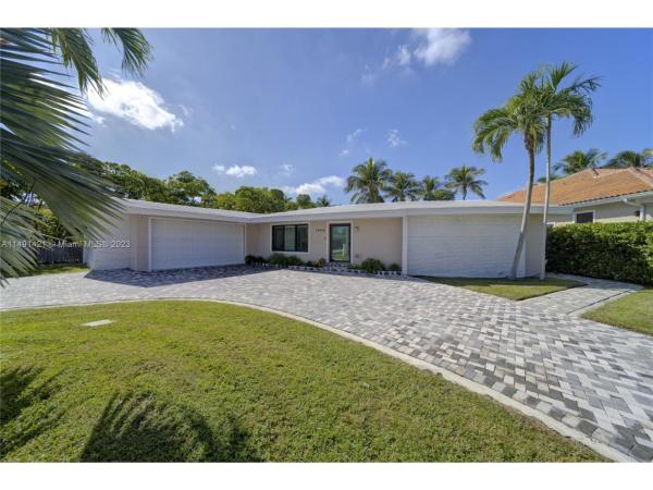 Eastern Shores, 16418 NE 31st Ave, North Miami Beach, Florida 33160, image 2