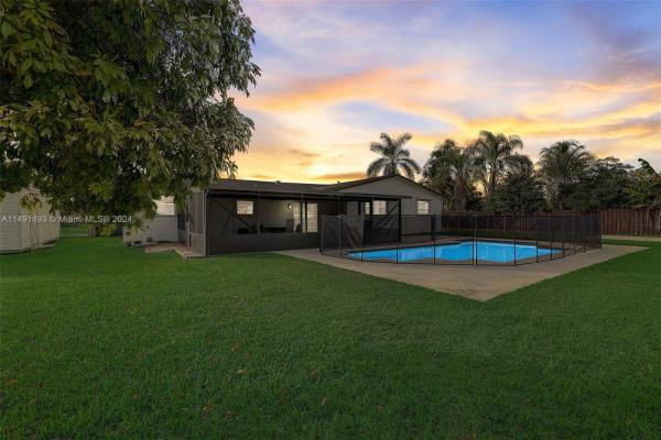 Waldin Park Estates, 28205 SW 158th Pl, The Hammocks, Florida 33033, image 3