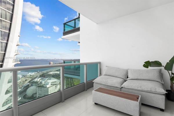 900 Biscayne Bay, 900 Biscayne Blvd #3310, Miami, Florida 33132, image 2