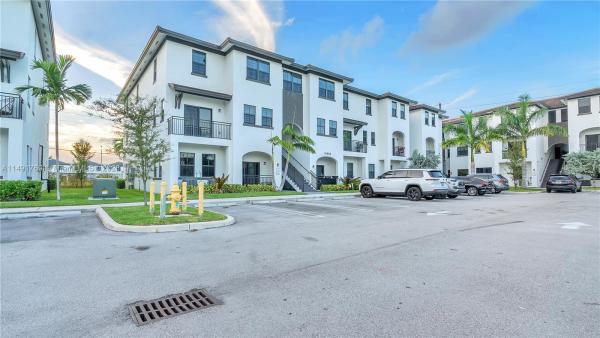 Century Park South, 15650 SW 136th St #106, Country Walk, Florida 33196, image 3