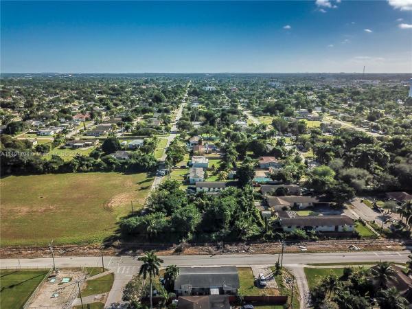 Newport, 980 NW 13th St, Homestead, Florida 33030, image 3