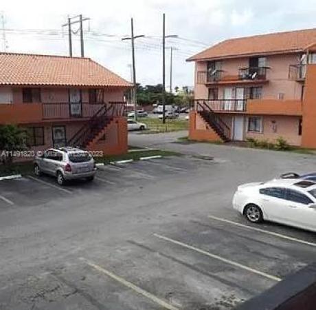 Hialeah Club Villas, 2186 W 60th St #20106, Hialeah, Florida 33016, image 1