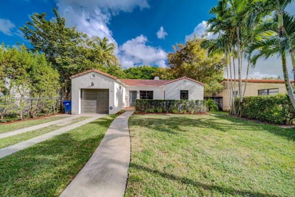 Country Club Estates, 375 De Soto Dr, Miami Springs, Florida 33166, image 2