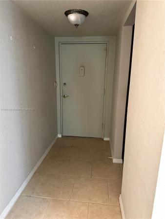 River Manor, 3002 NE 5th Ter #112-B, Wilton Manors, Florida 33334, image 3