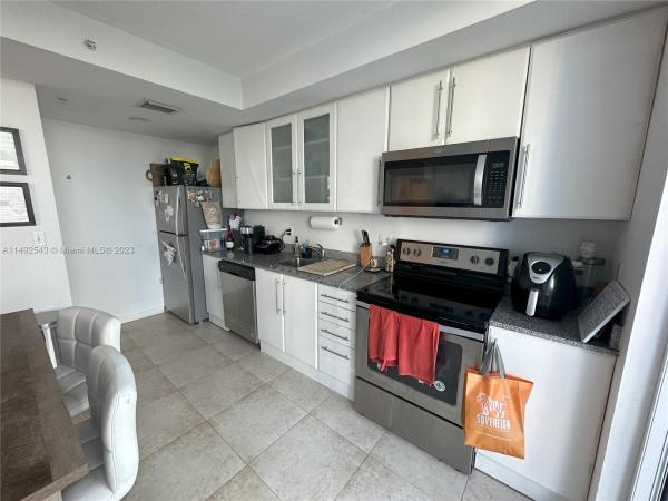 1800 Biscayne Plaza, 275 NE 18th St #508, Miami, Florida 33132, image 2