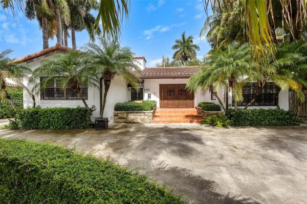 North Bay Island, 7530 Coquina Dr, North Bay Village, Florida 33141, image 1