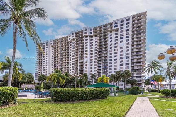 The Clipper At Biscayne Cove, 18151 NE 31st Ct #1606, Aventura, Florida 33160, image 1