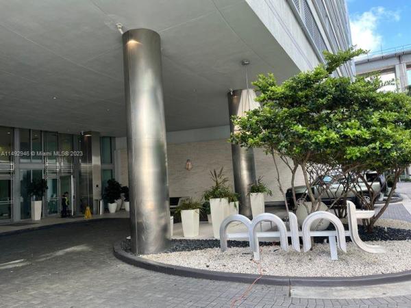 Mint At Riverfront, 92 SW 3rd St #1604, Miami, Florida 33130, image 2