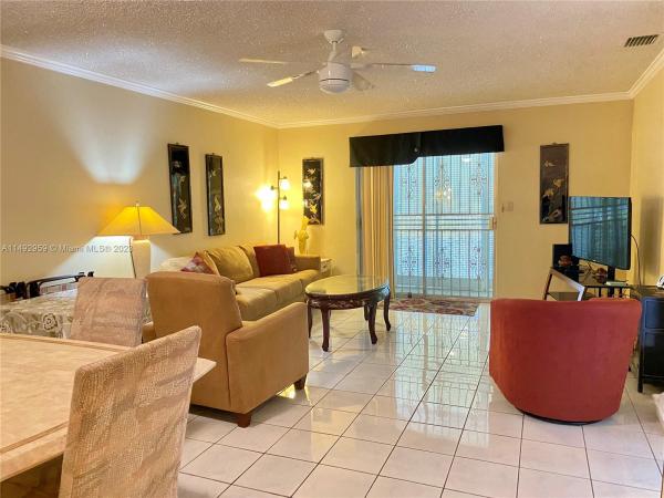 1395 NE 167th St #101, Unincorporated Dade County, Florida 33162, image 2