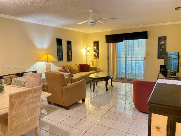 1395 NE 167th St #101, Unincorporated Dade County, Florida 33162, image 3