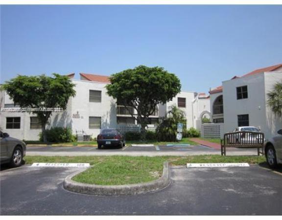 West Fontaine, 10229 NW 9th St Cir #110-2, Fountainebleau, Florida 33172, image 2
