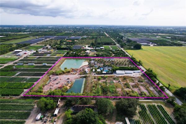 Chateau Artisan, 26101 SW 167th Ave, Redland, Florida 33031, image 3