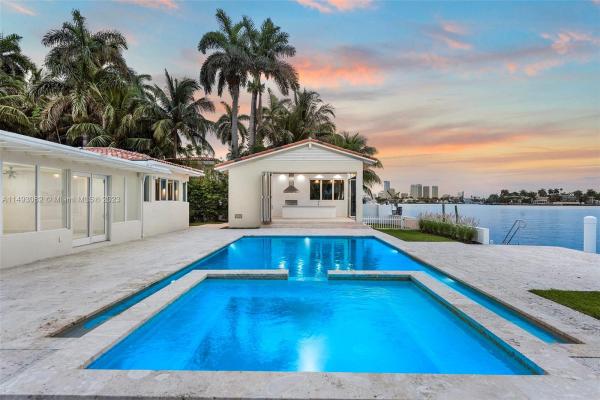 Hibiscus Island, 205 N Hibiscus Dr, Miami Beach, Florida 33139, image 2