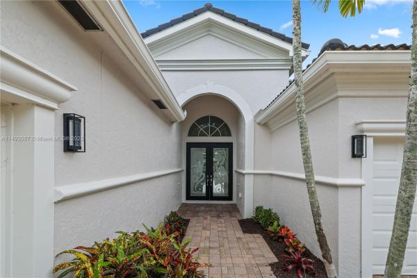 Laguna, 90 Laguna Dr, Palm Beach Gardens, Florida 33418, image 3